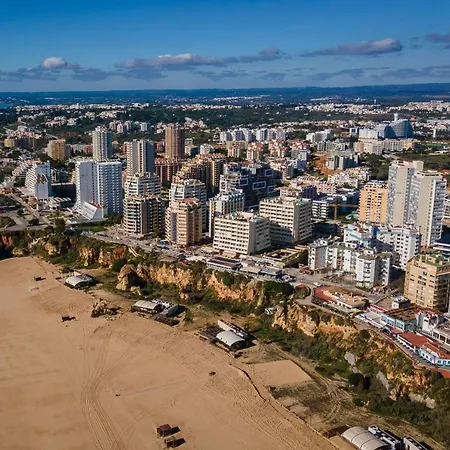 Apartment Oakland W/ Sea View By Lovelystay Portimao